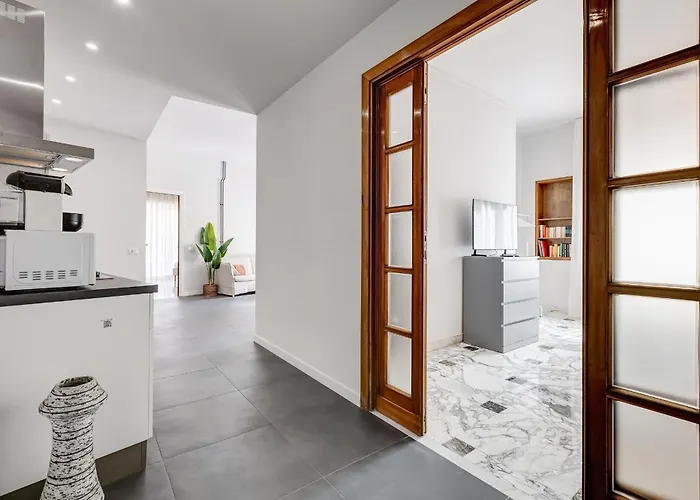 Fama - Quiet&bright 2br רומא