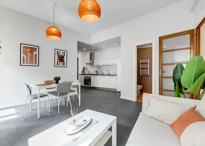 דירה Fama - Quiet&bright 2br רומא