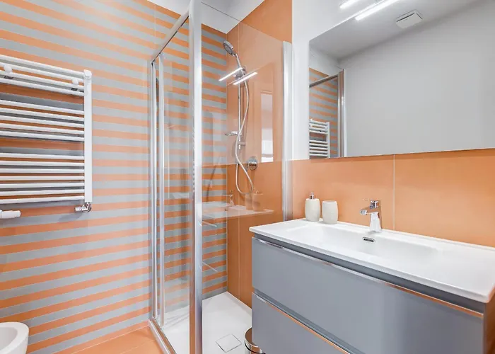 דירה Fama - Quiet&bright 2br רומא