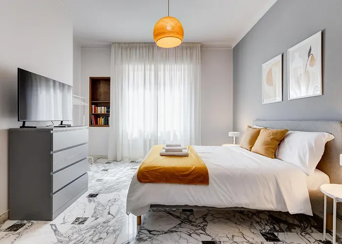 Fama - Quiet&bright 2br רומא