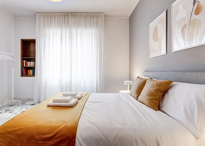 Fama - Quiet&bright 2br * רומא