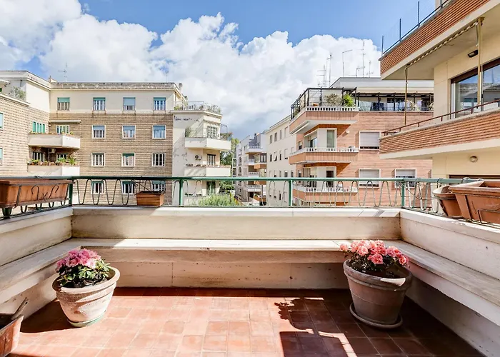 Fama - Quiet&bright 2br * רומא
